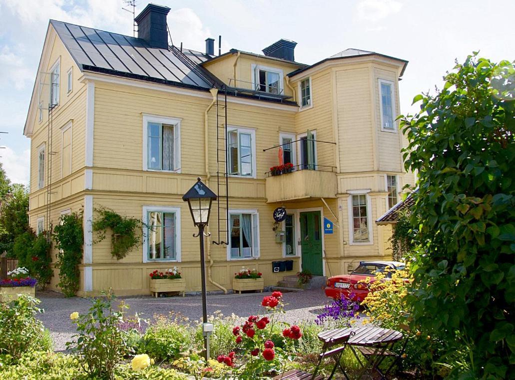 Bed and Breakfast 27Ans Nattlogi Вадстена Экстерьер фото